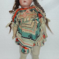 Оцените  и определите ,пожалуйста Кукла  (532 молд Шраер и Фингергут ?)