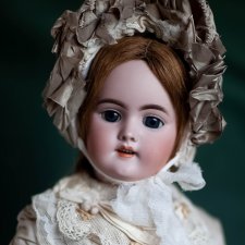 Боннет для антикварной куклы