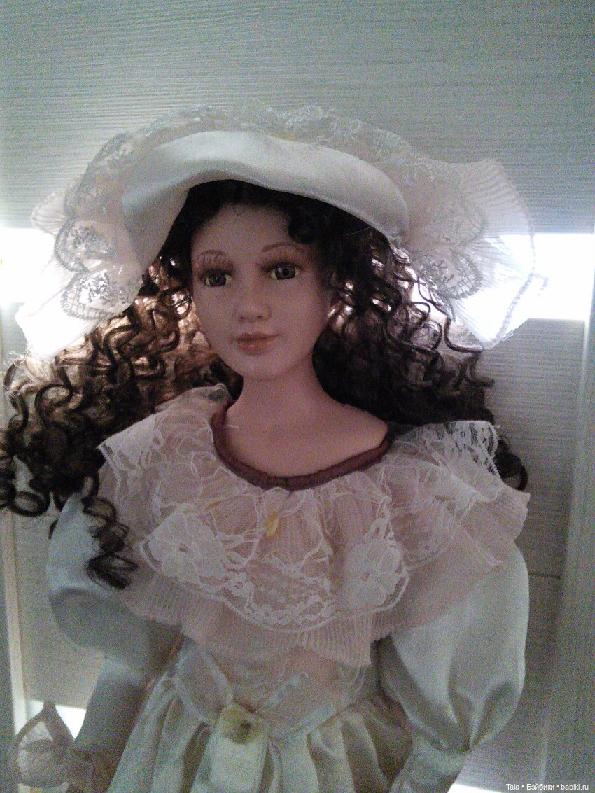 Дама с павлином — Реставрация и преображение кукол: ремонт (фото 2)