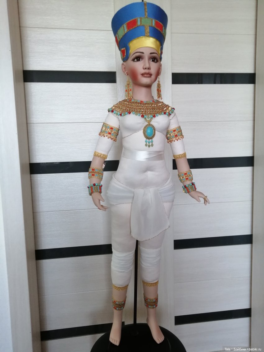 И обретает цвет — Авторские украшения и аксессуары для кукол: фото (фото 2)