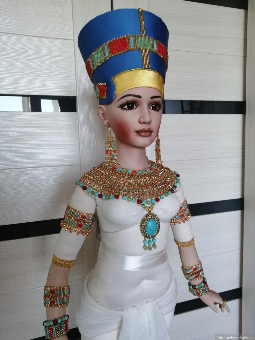 И обретает цвет — Авторские украшения и аксессуары для кукол: фото