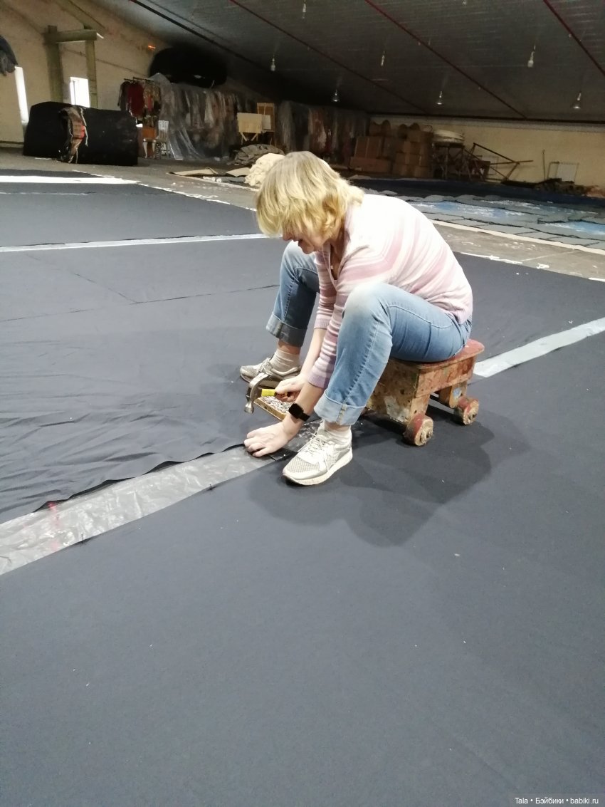 Есть желающие прогуляться по закулисью