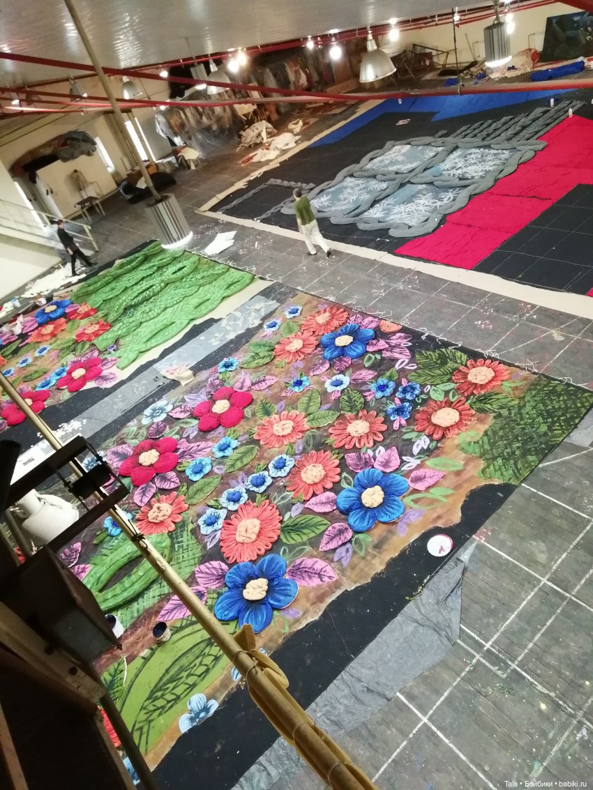 Есть желающие прогуляться по закулисью