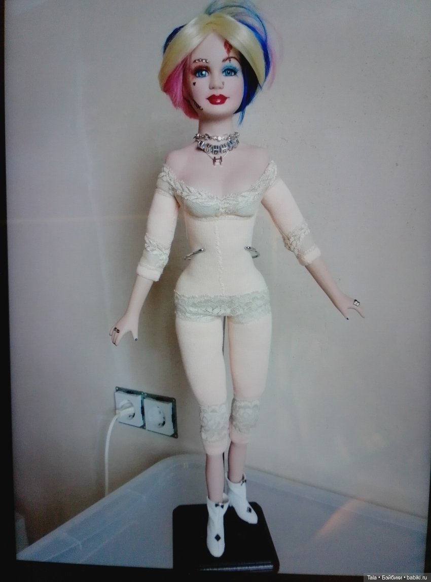 Харли Квинн (образ героини из Хищных птиц) (фото 6)