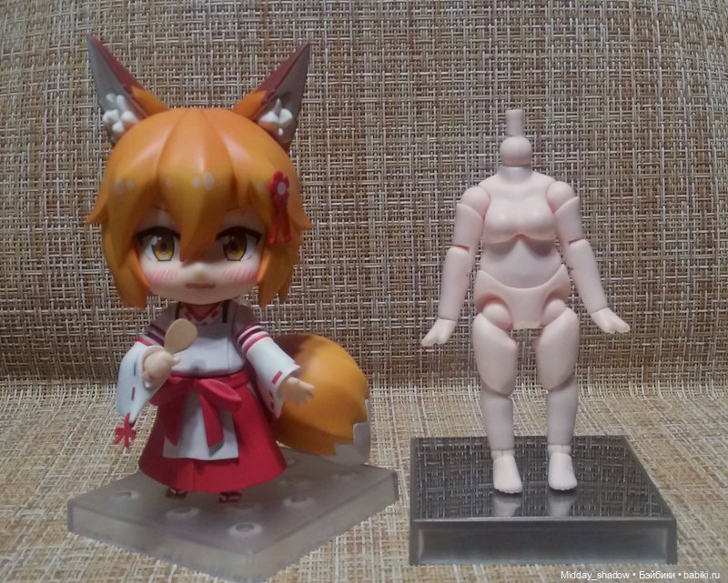 Сравнение сменных рук Nendoroid Doll и Nendoroid (старого и нового образца)