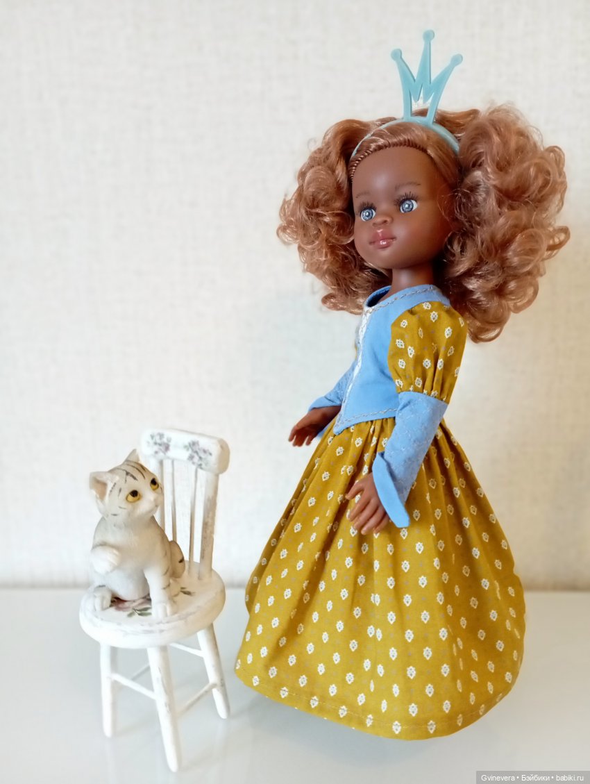 И кошка может смотреть на королеву (фото 6)