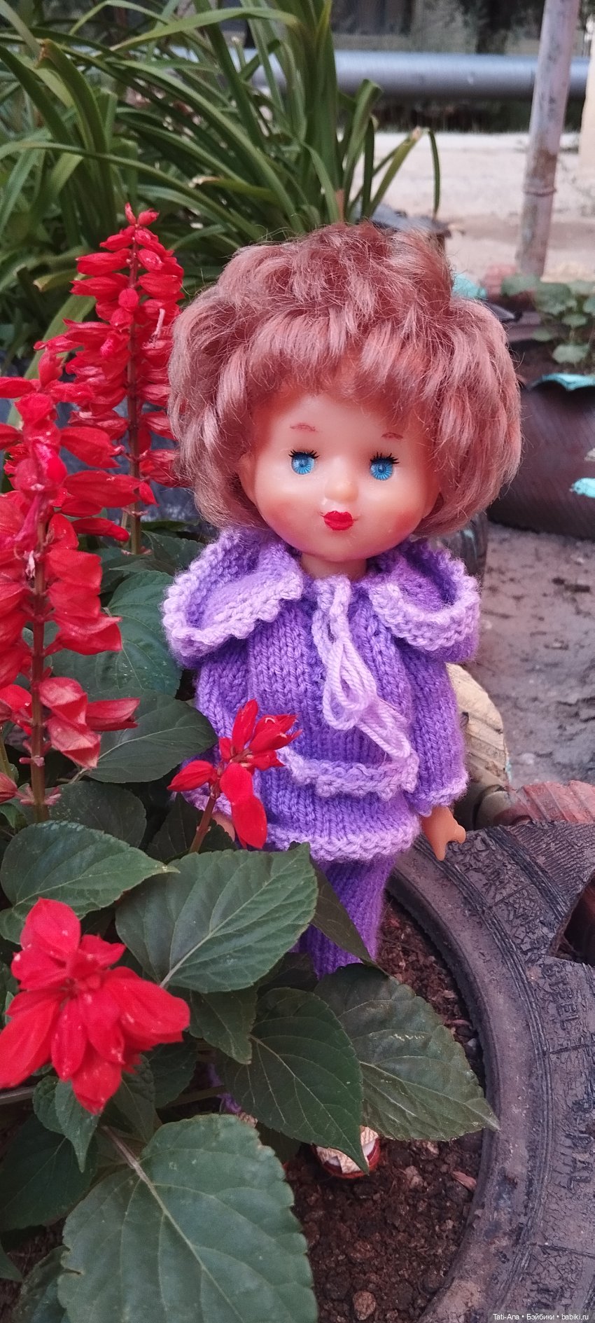 Раз цветочек, два цветочек, а на третьем паучок (фото 2)