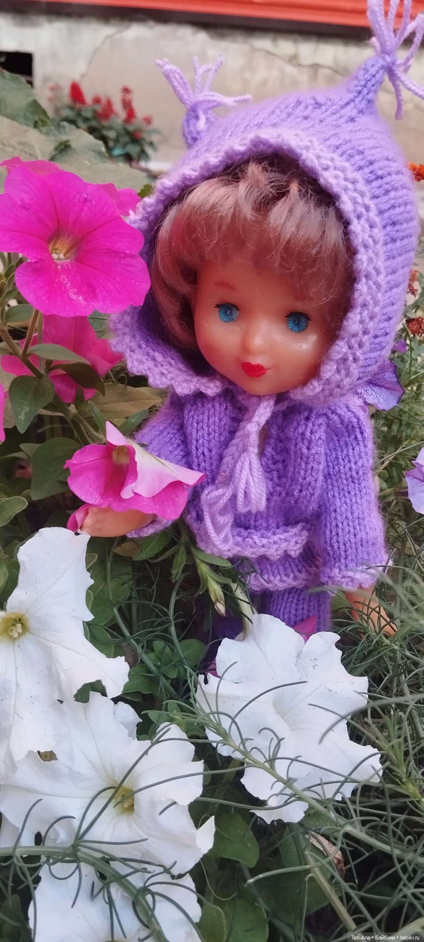 Раз цветочек, два цветочек, а на третьем паучок (фото 6)