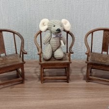 Кресла деревянные