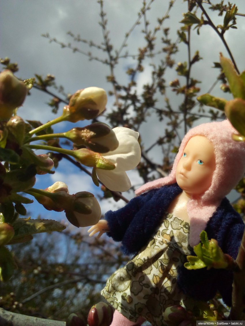 Прогулка с Машенькой и Сашенькой