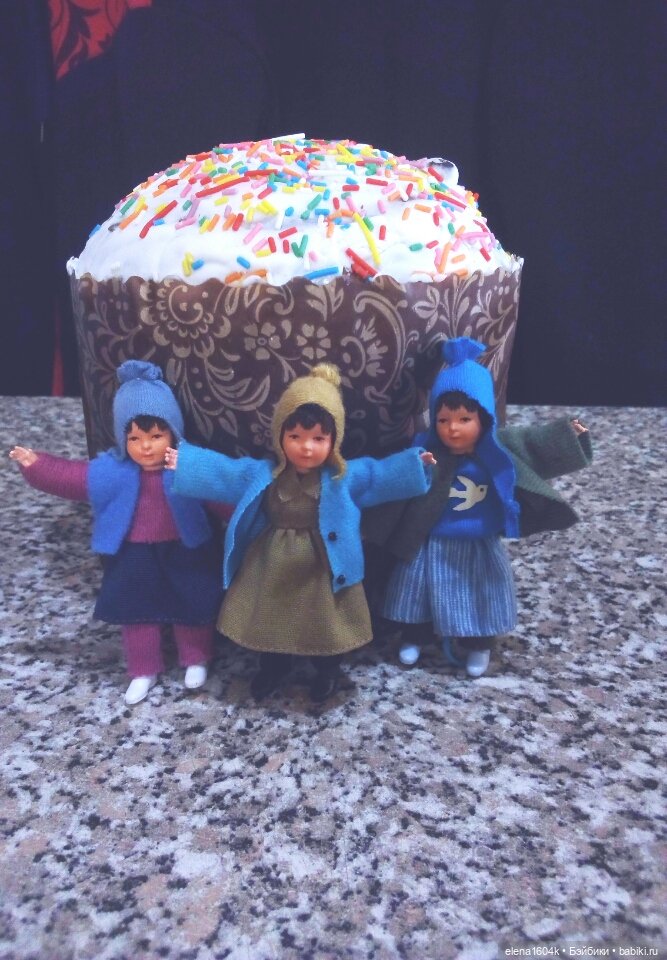 Поздравляем с Пасхой — Пасхальные открытки и куклы: поздравления