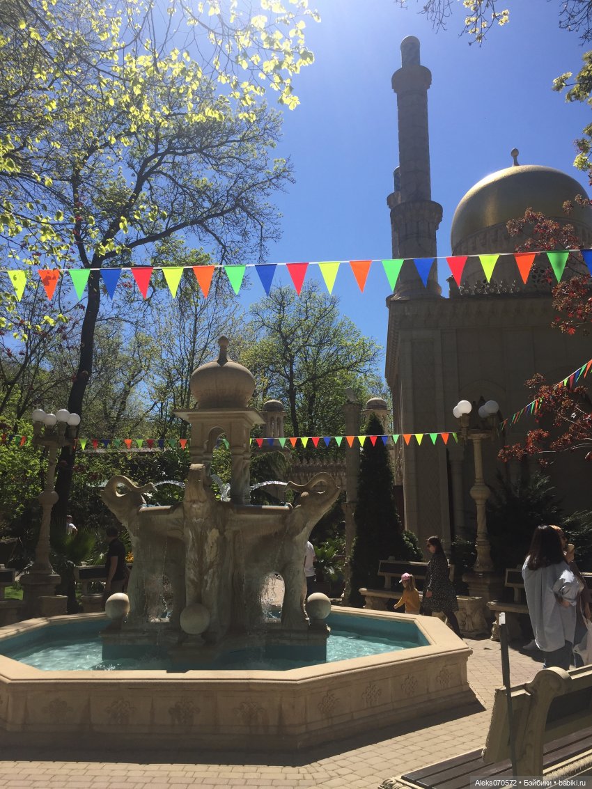 «Тот, кто хочет петь, всегда найдет песню!» (точнее, свинья везде грязь найдет)