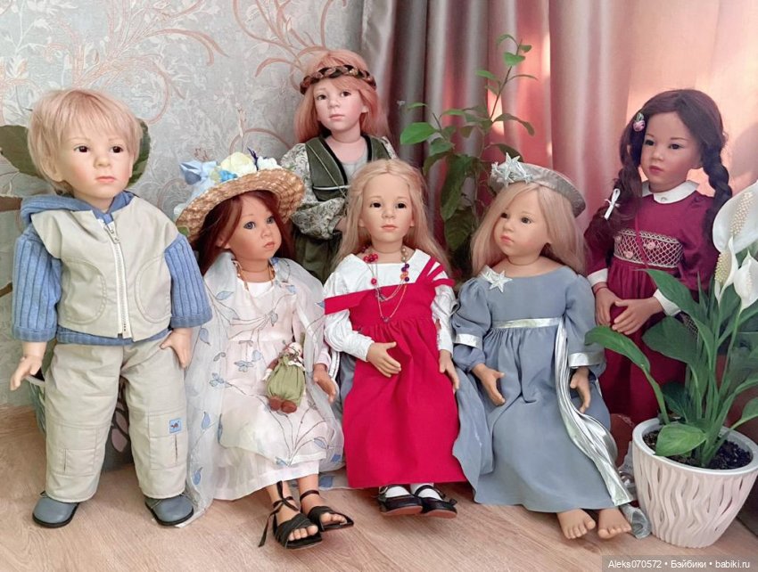 И снова куклы Элизабет Линднер. Классическая красота в моде всегда