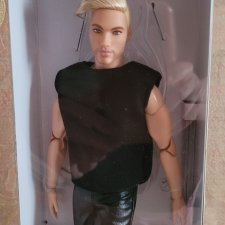 Кен блондин Barbie Looks Кен блондин Barbie Looks