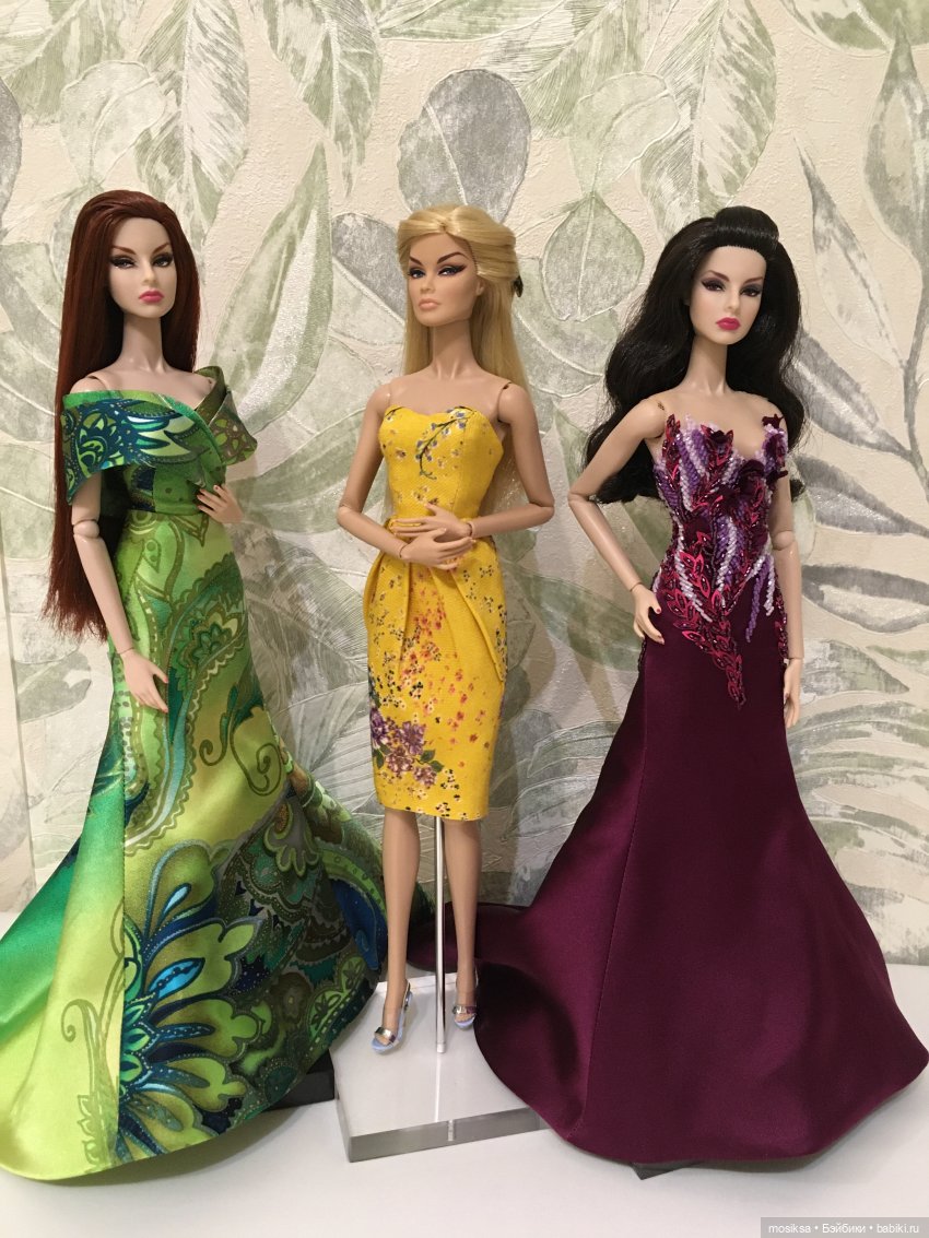 Когда у меня все хорошо - я покупаю куклу