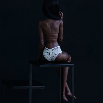 Кассандра в белом...