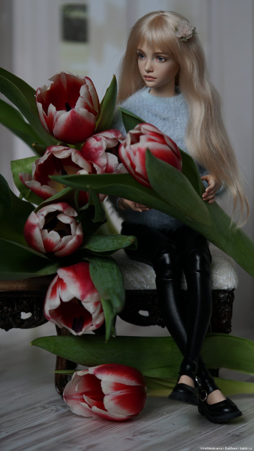 Зая и тюльпаны. (Автор Наталья Лосева)