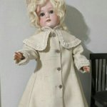 Пальто и шляпка для антикварной куклы