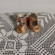 Золотые туфли  для куклы