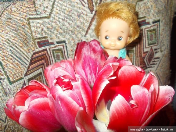 Николь, 8 марта