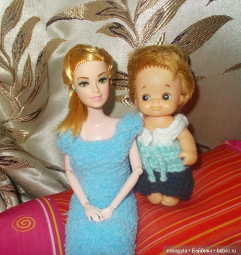 Стефани и Николь