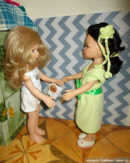 Леонсия и Оливия