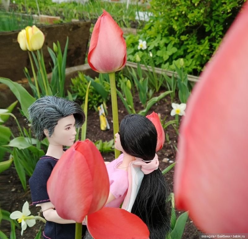 Весенние прогулки. Ким и Аяна