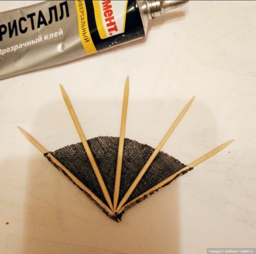 Веер для барышни | Бэйбики Веер для барышни — Как сделать аксессуары для кукол: сумки (фото 6)