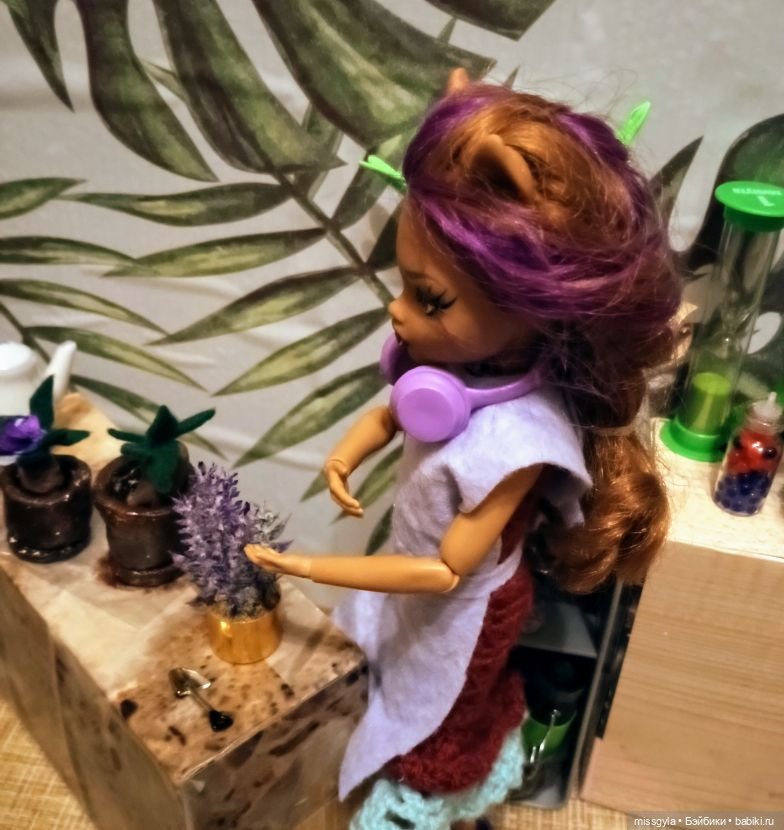 Урок травологии и... пения мандрагор 🌿