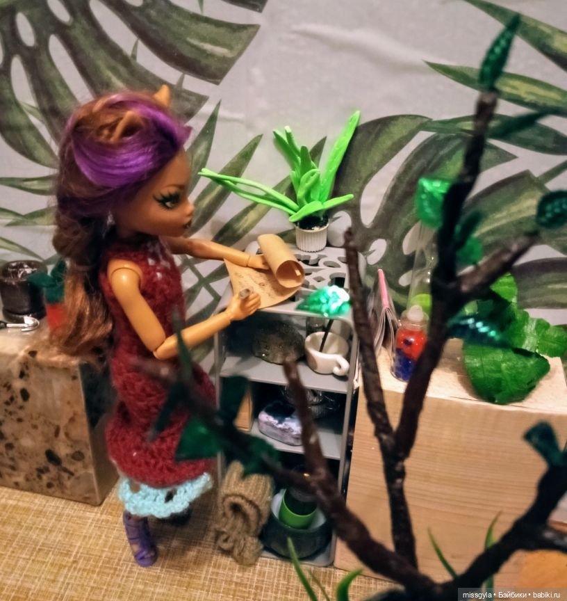 Урок травологии и... пения мандрагор 🌿 (фото 2)