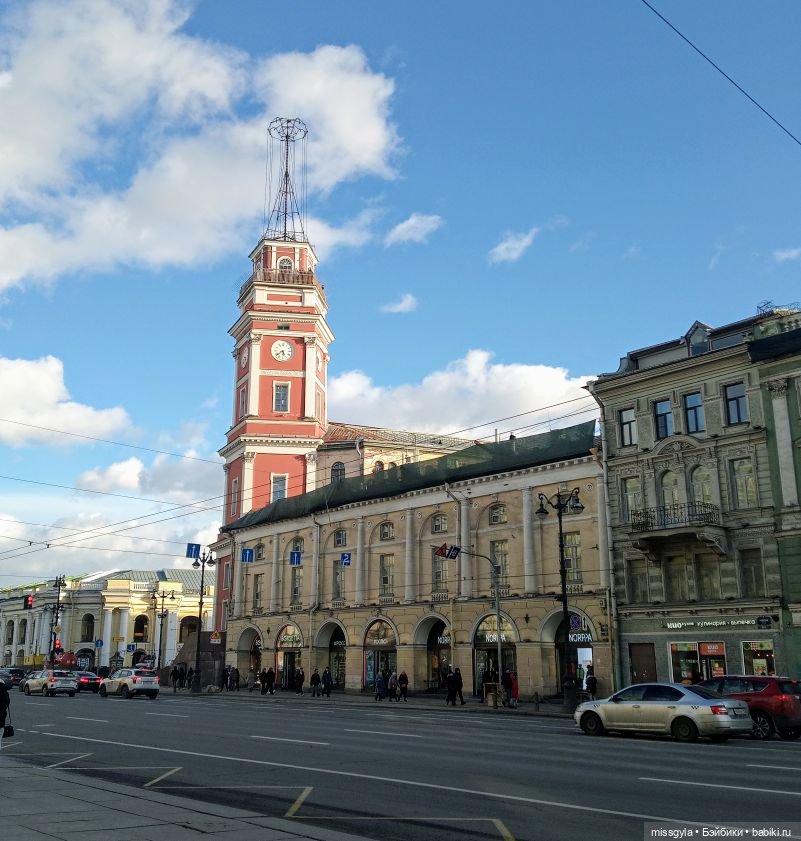 Санкт-Петербург. Встречи, мосты и тюльпаны