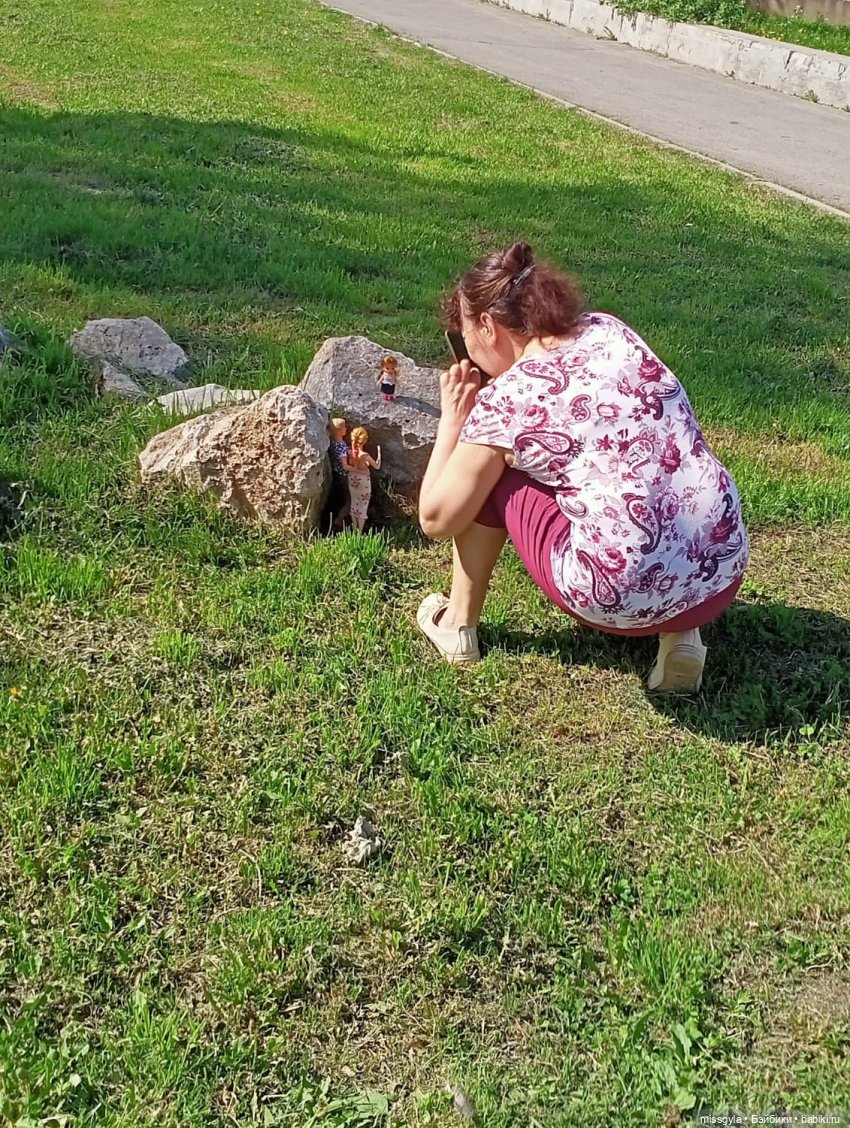 Семейная прогулка. Встречаем лето