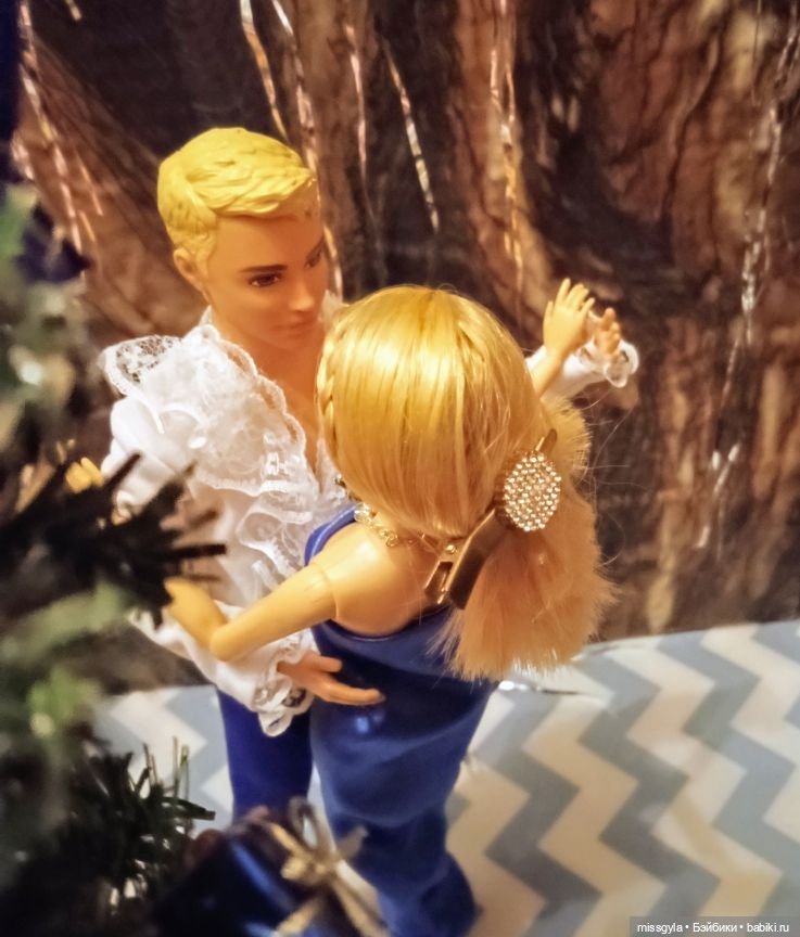 Наш Пушкин — Коллекции игровых кукол (Playline): фото полок