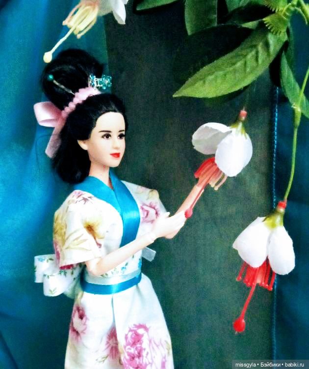 Это интересно — Коллекции игровых кукол (Playline): фото полок