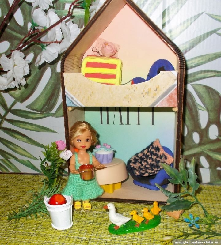 Это интересно — Коллекции игровых кукол (Playline): фото полок (фото 9)