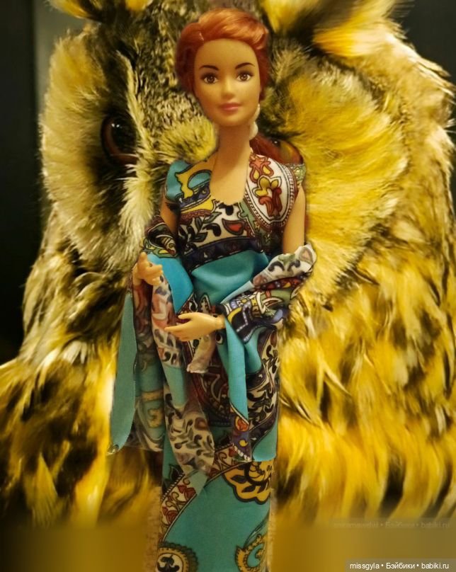 Картинки из альбома — Коллекции игровых кукол (Playline): фото полок