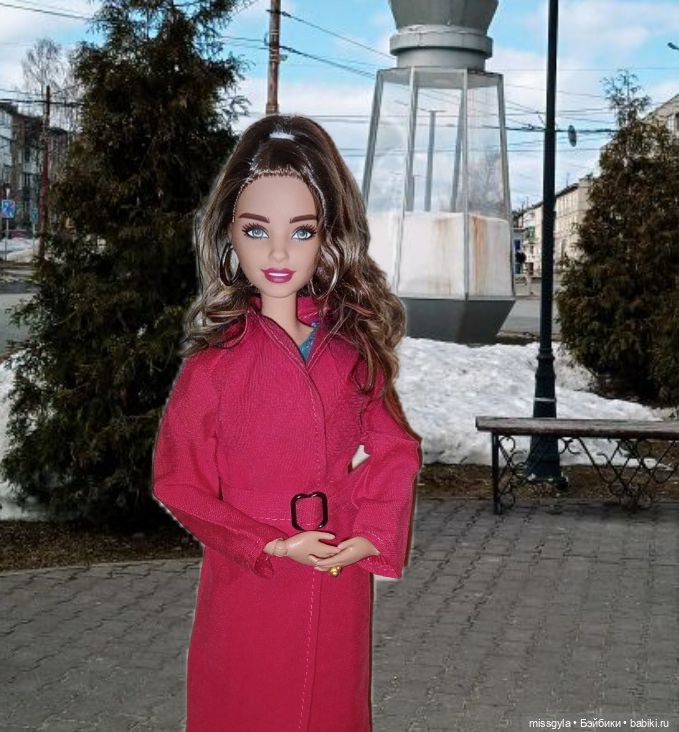 Картинки из альбома — Коллекции игровых кукол (Playline): фото полок