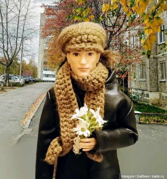 Картинки из альбома — Коллекции игровых кукол (Playline): фото полок