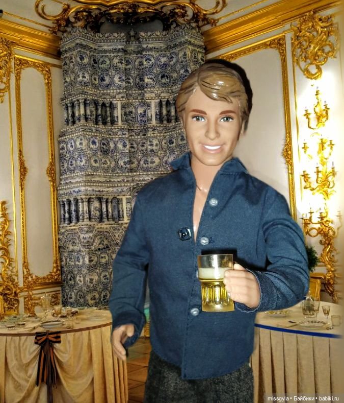 Картинки из альбома — Коллекции игровых кукол (Playline): фото полок