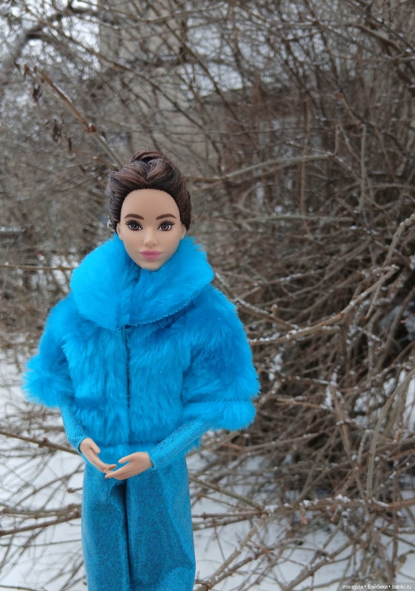 Снег кружится (Селеста) — Куклы Barbie (Барби): Looks (фото 8)