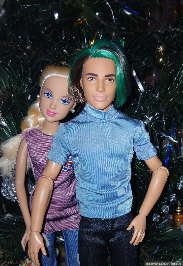 6 лет. Полёт нормальный — Коллекции игровых кукол (Playline): фото полок