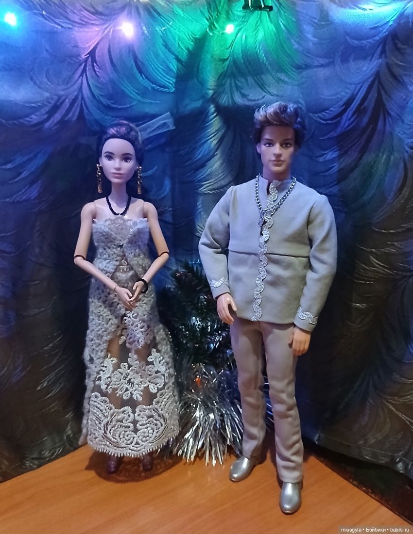 6 лет. Полёт нормальный — Коллекции игровых кукол (Playline): фото полок