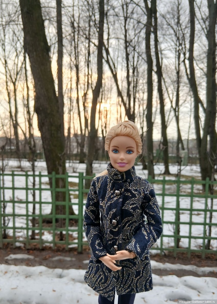 И в Летний сад гулять водил