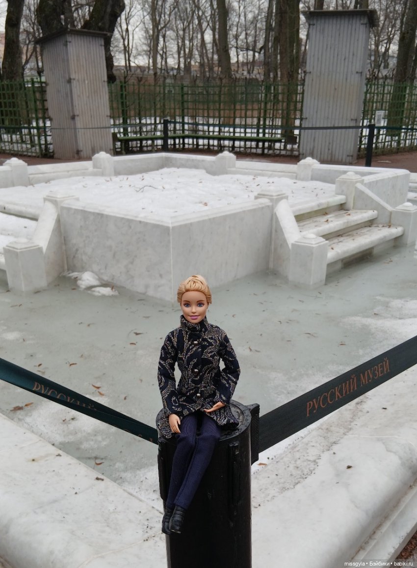 И в Летний сад гулять водил