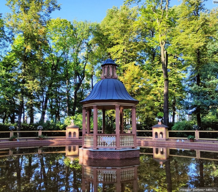 И в Летний сад гулять водил