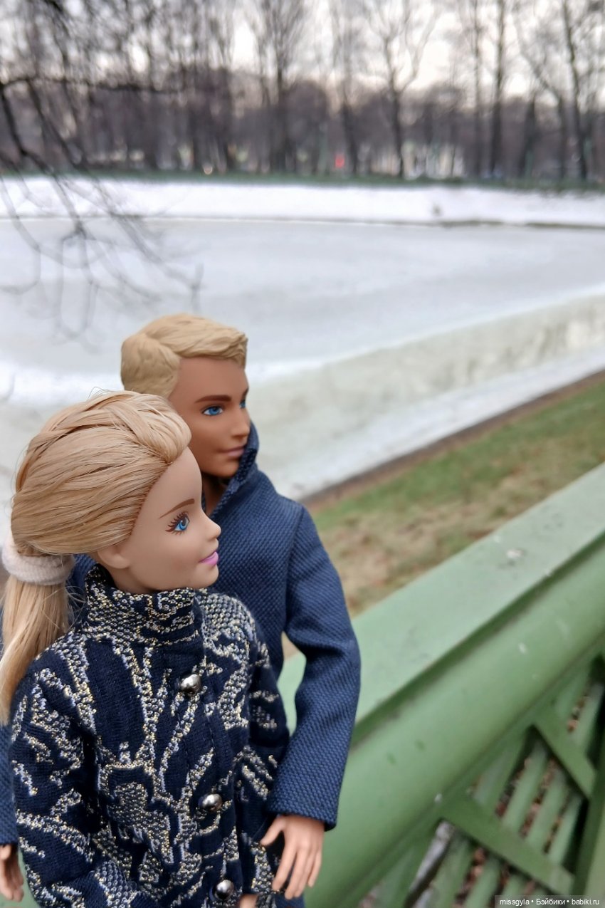 И в Летний сад гулять водил