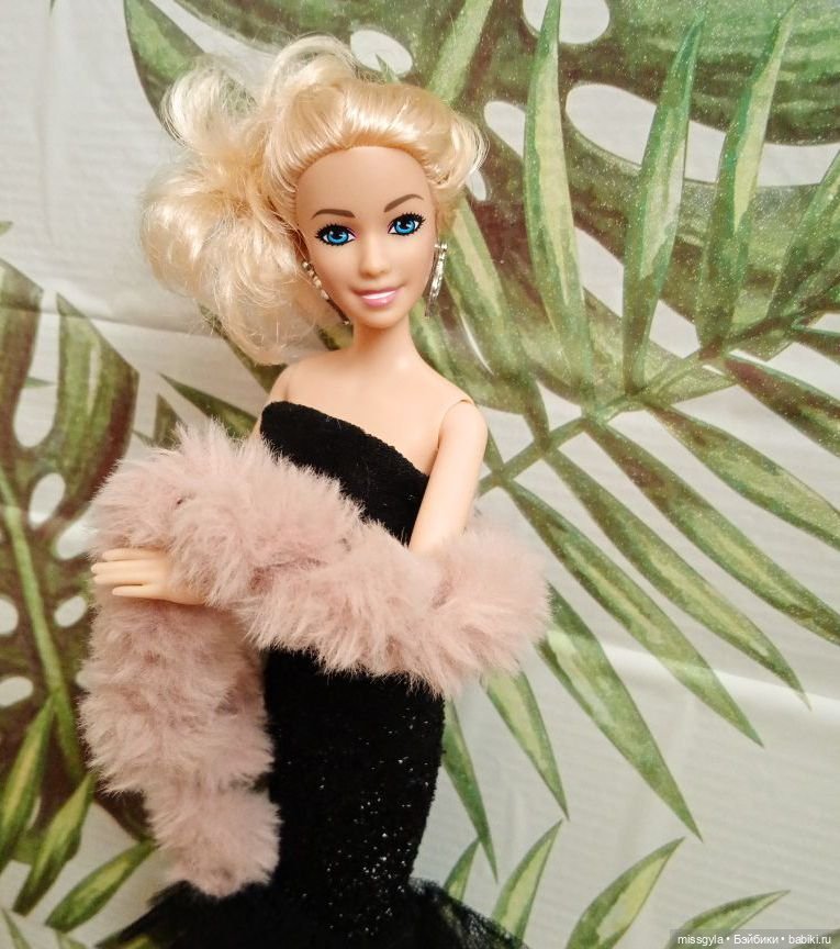 Четыре цвета глаз — Куклы Barbie (Барби): Looks (фото 5)