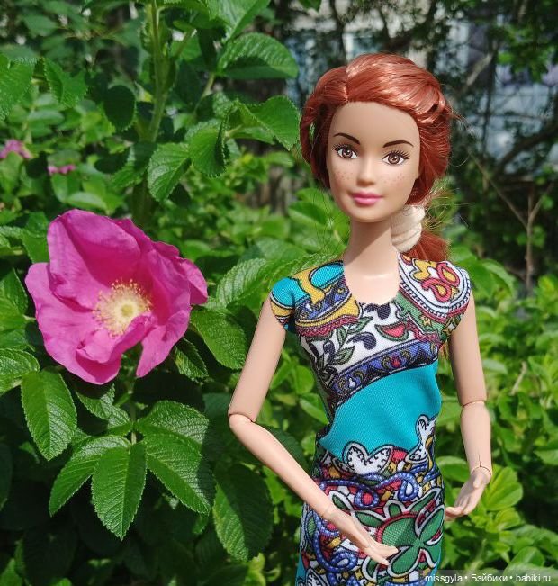 Четыре цвета глаз — Куклы Barbie (Барби): Looks (фото 8)