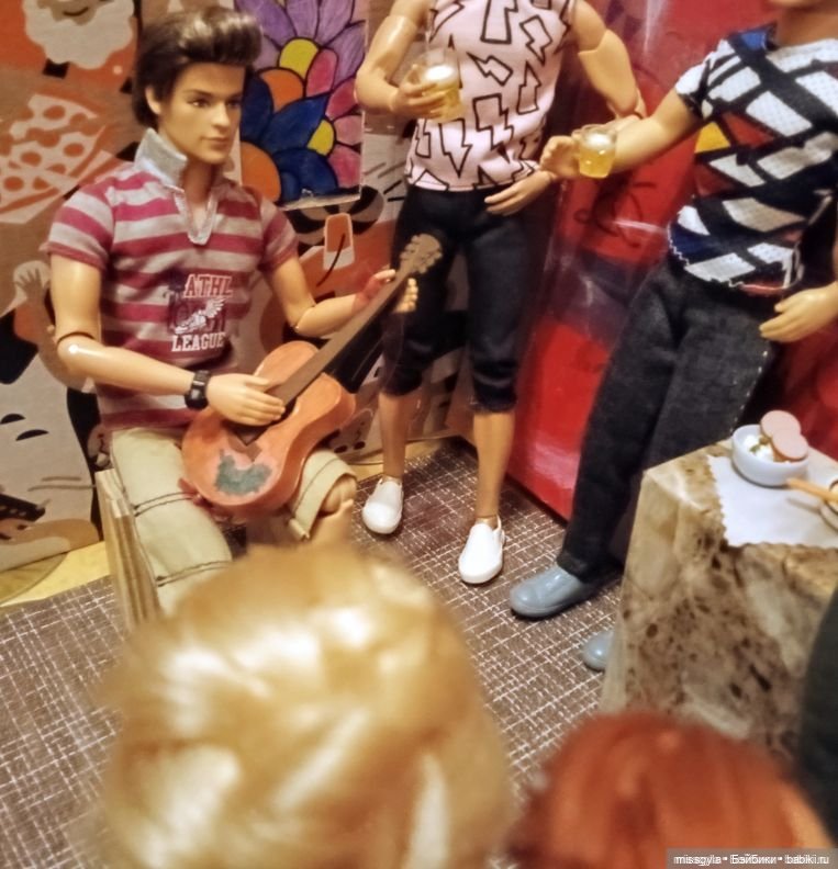 Гаражные посиделки — Куклы Barbie (Барби): Looks