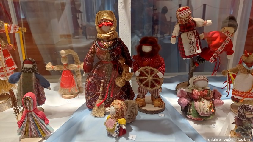 Я поведу тебя в музей! Выставка авторских кукол - часть 1